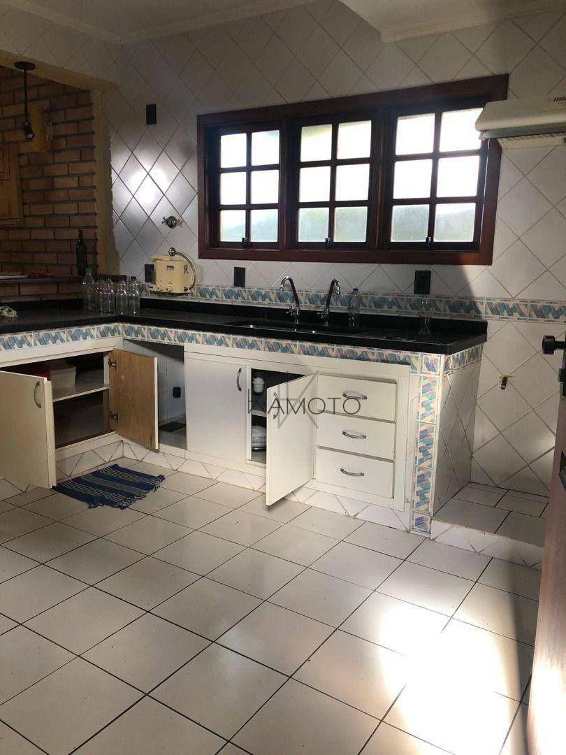 Sobrado à venda com 3 quartos, 300m² - Foto 9