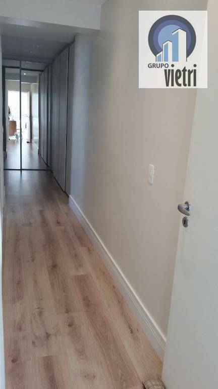 Apartamento à venda com 3 quartos, 196m² - Foto 19