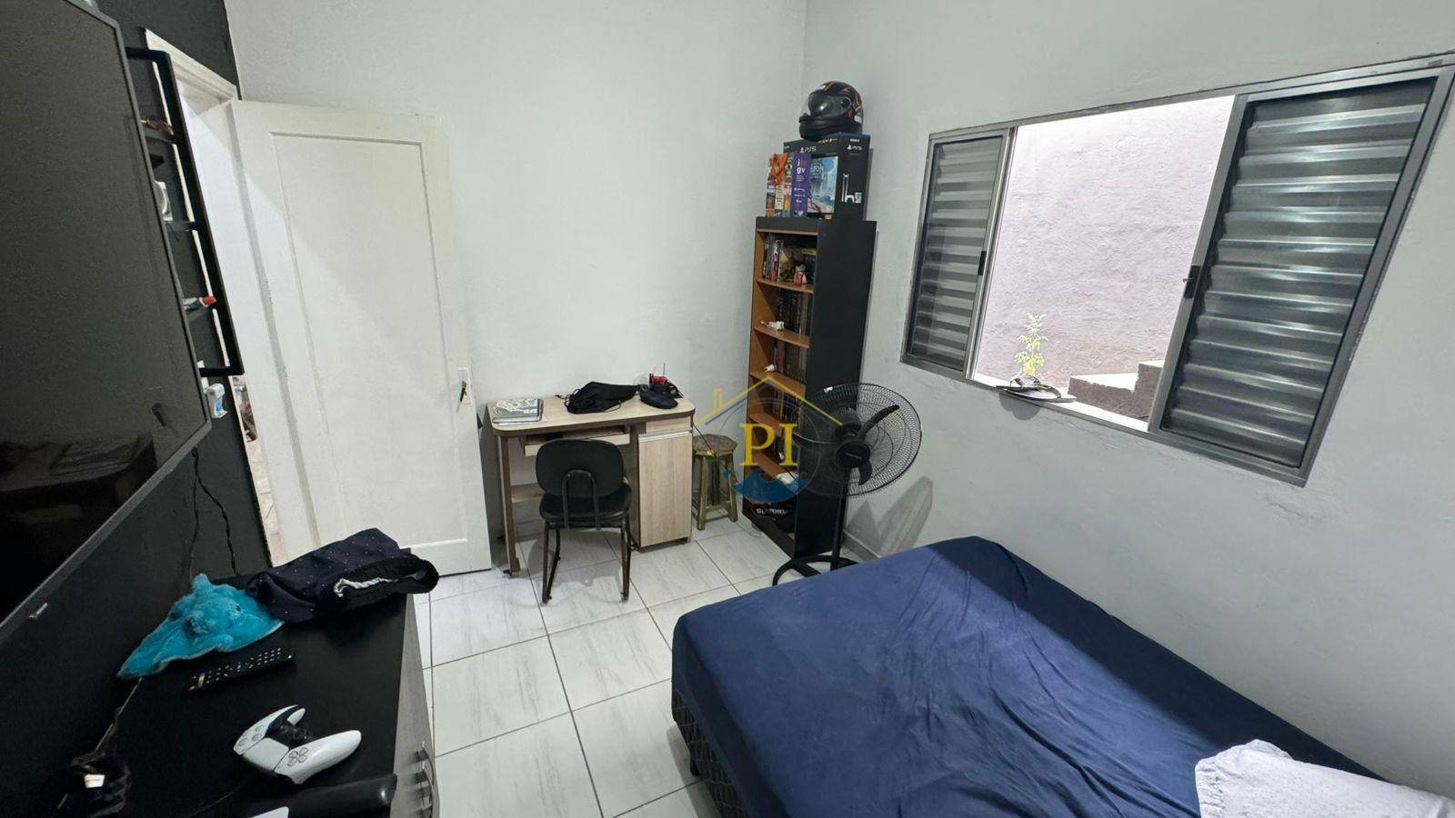 Casa à venda com 3 quartos, 90m² - Foto 17