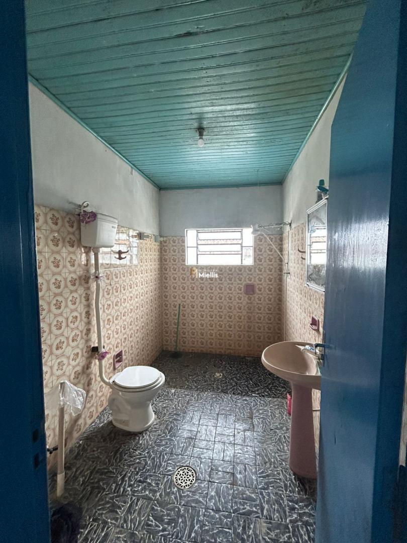 Casa à venda com 4 quartos, 80m² - Foto 13