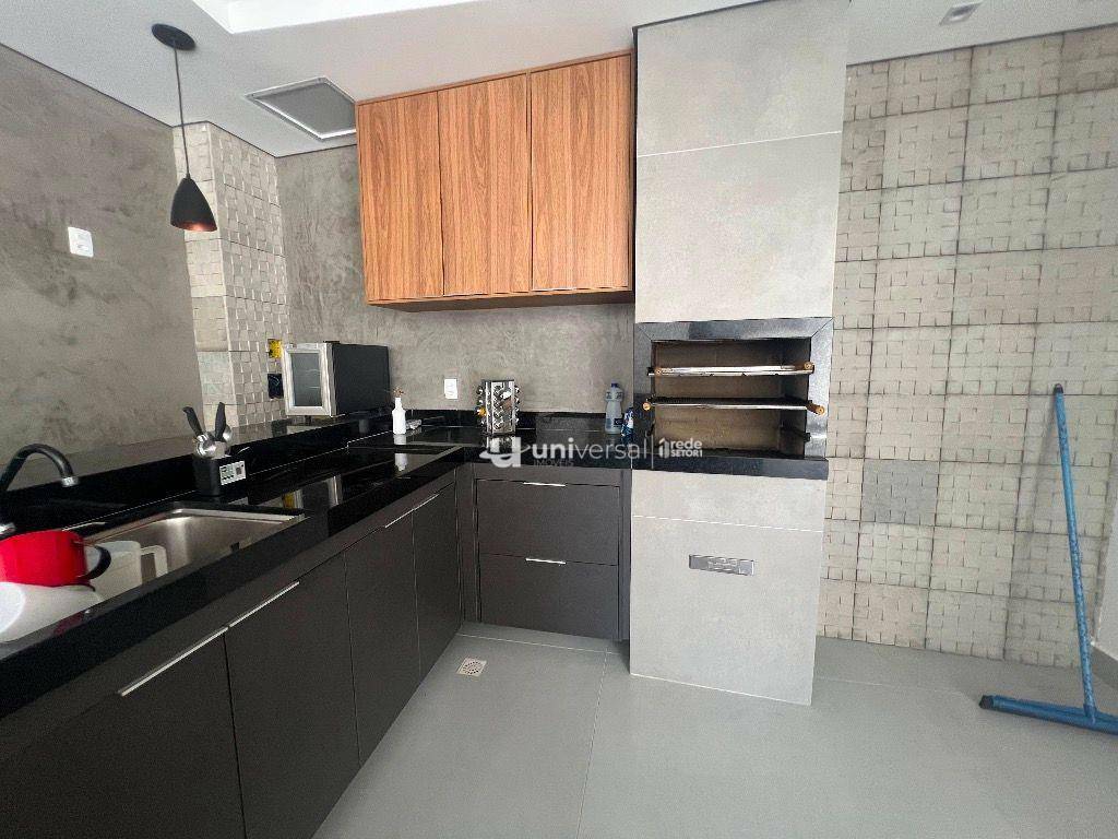 Chácara à venda com 2 quartos, 260m² - Foto 12