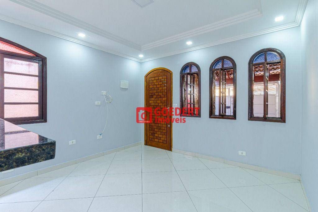 Casa à venda com 4 quartos, 166m² - Foto 8