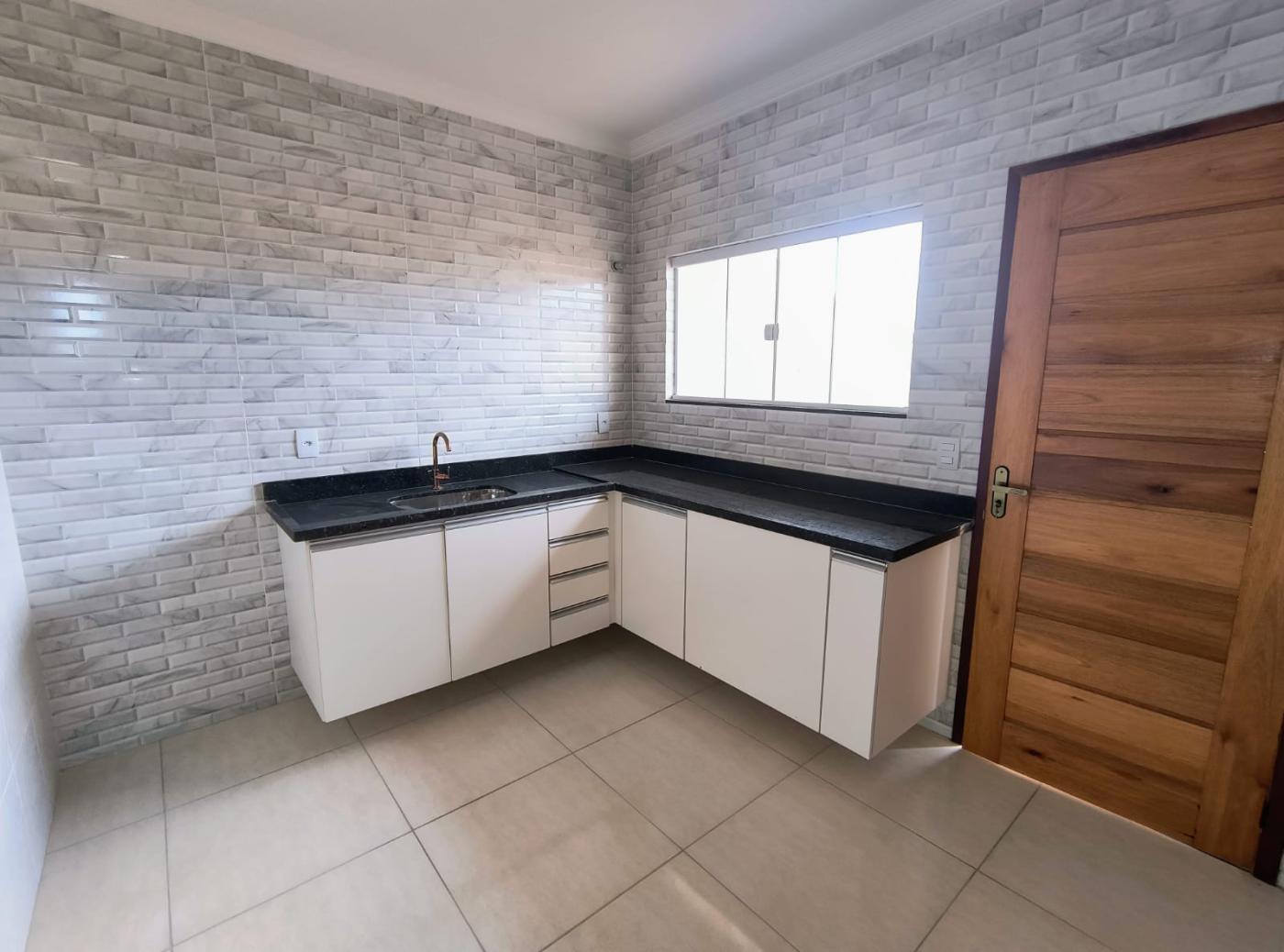 Casa à venda com 2 quartos, 450m² - Foto 10