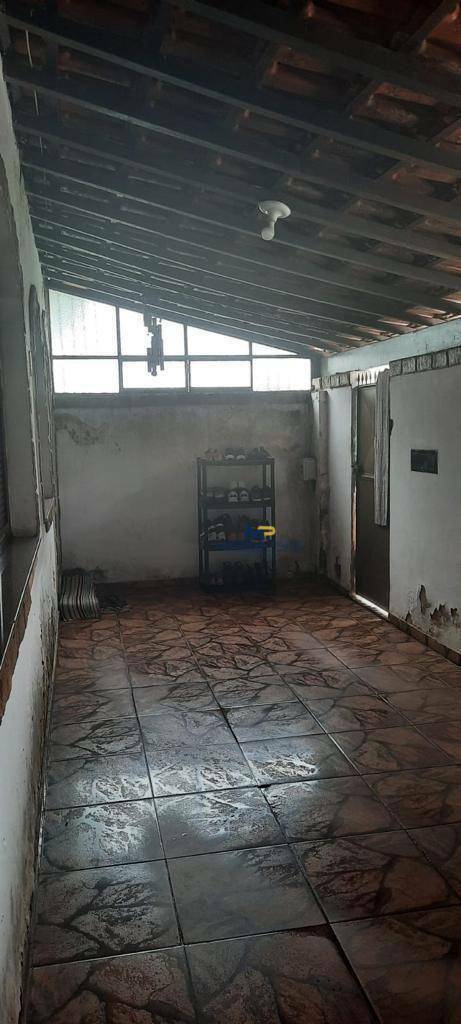 Casa à venda com 2 quartos, 200M2 - Foto 15