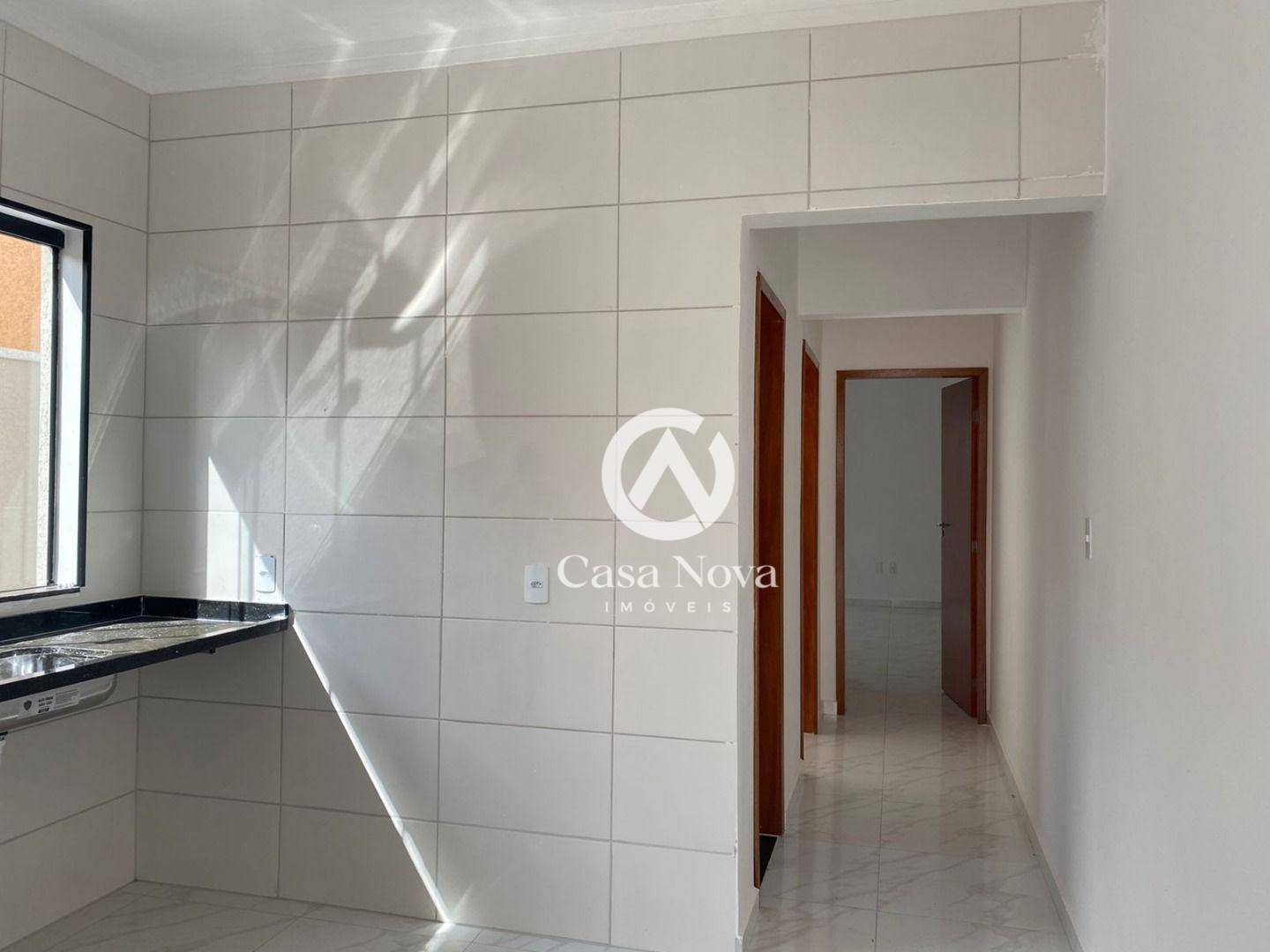 Casa à venda com 2 quartos, 68m² - Foto 3