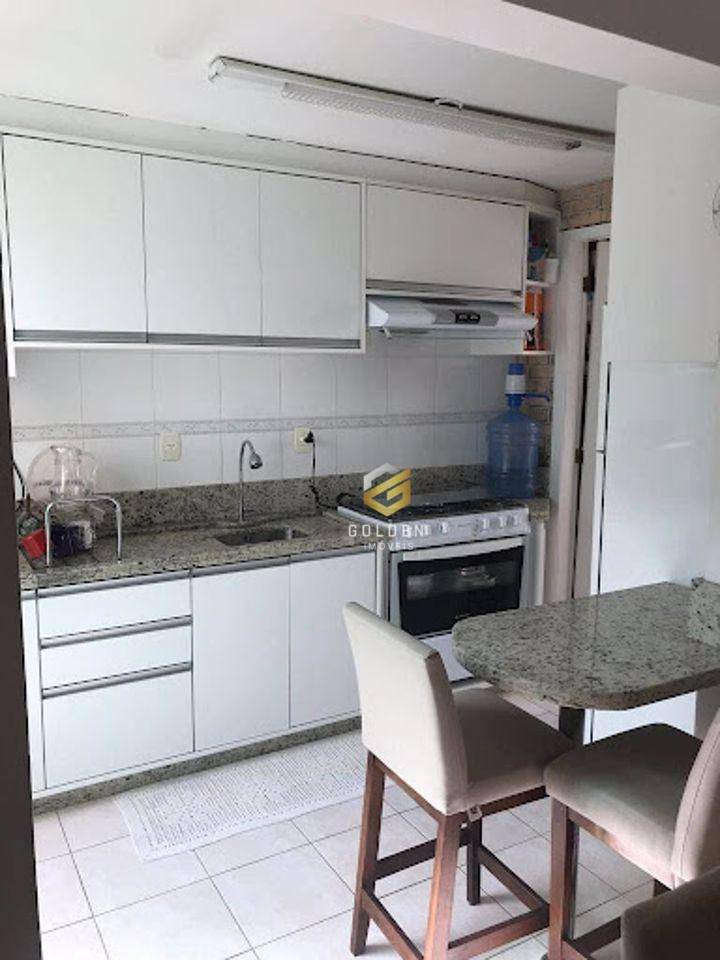 Apartamento à venda com 2 quartos, 79m² - Foto 10