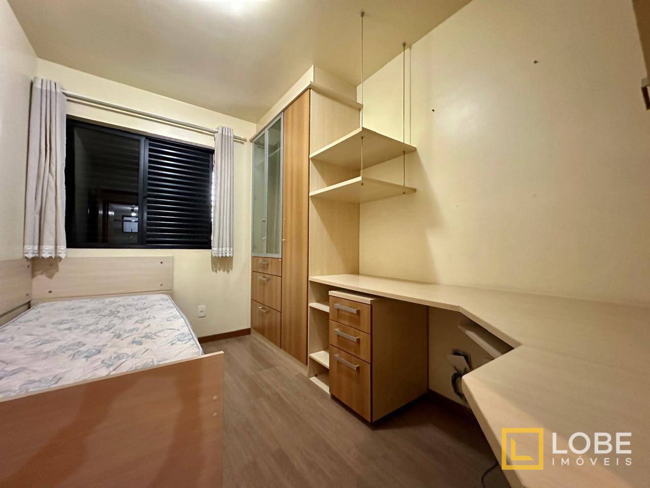 Apartamento à venda com 3 quartos, 87m² - Foto 10