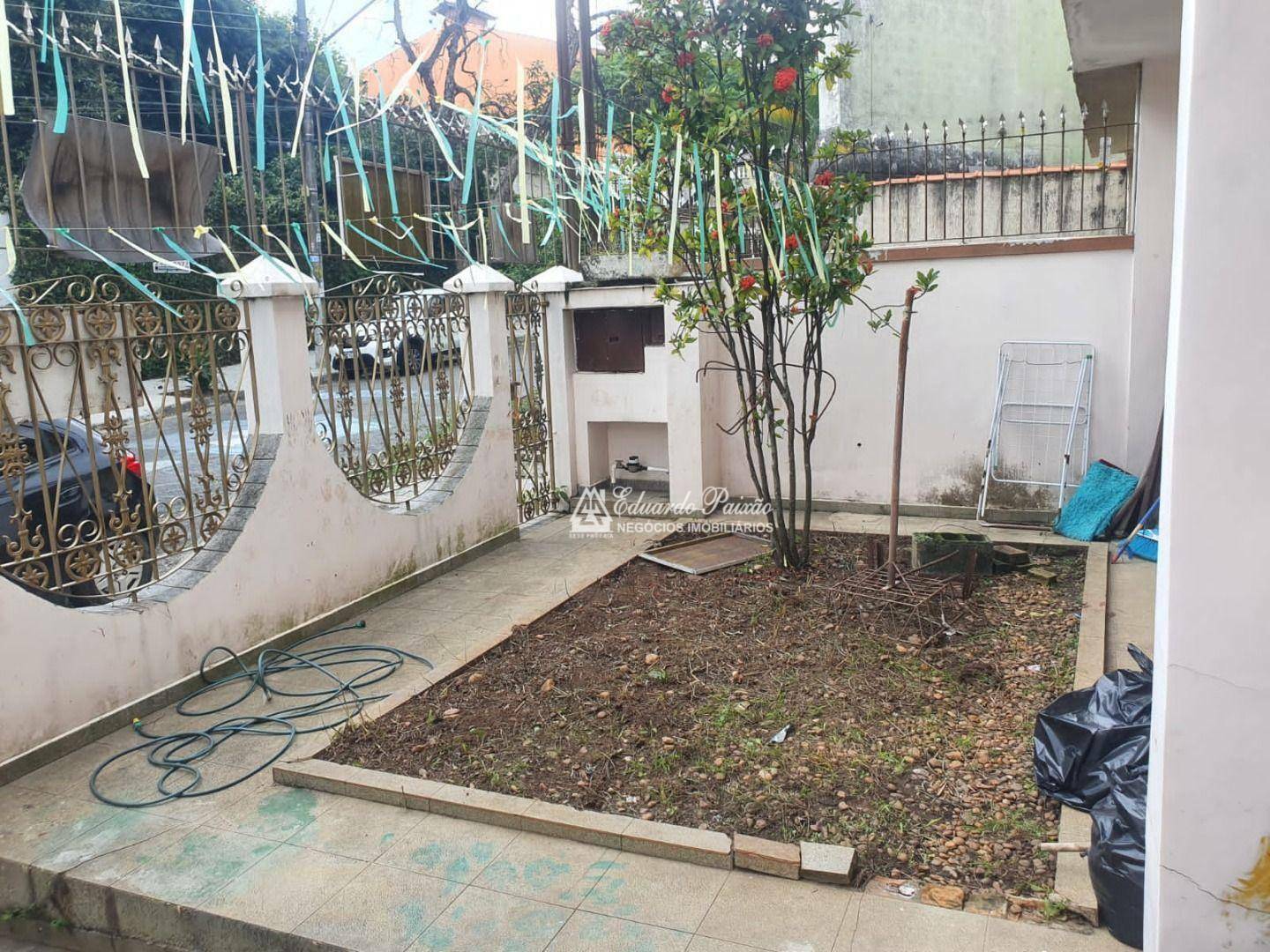 Sobrado à venda com 4 quartos, 190m² - Foto 2