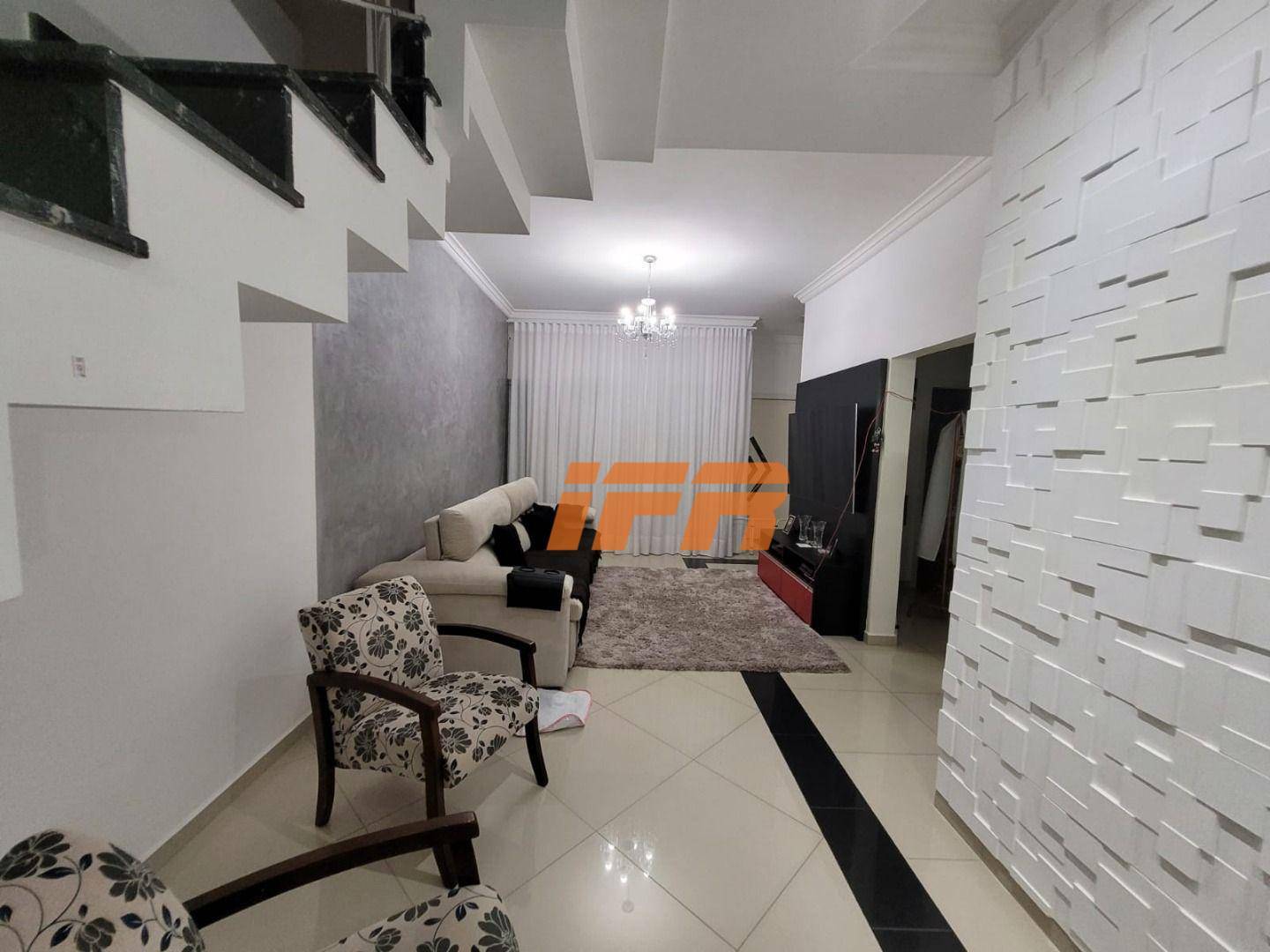 Sobrado à venda com 3 quartos, 310m² - Foto 6