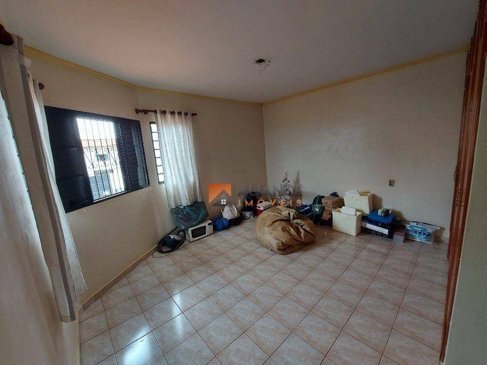 Casa à venda com 3 quartos, 108m² - Foto 3