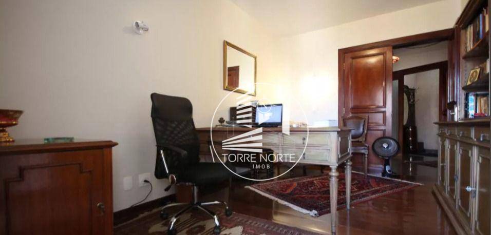 Apartamento à venda com 4 quartos, 350m² - Foto 17