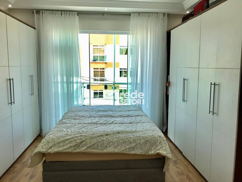 Casa à venda com 3 quartos, 180m² - Foto 15