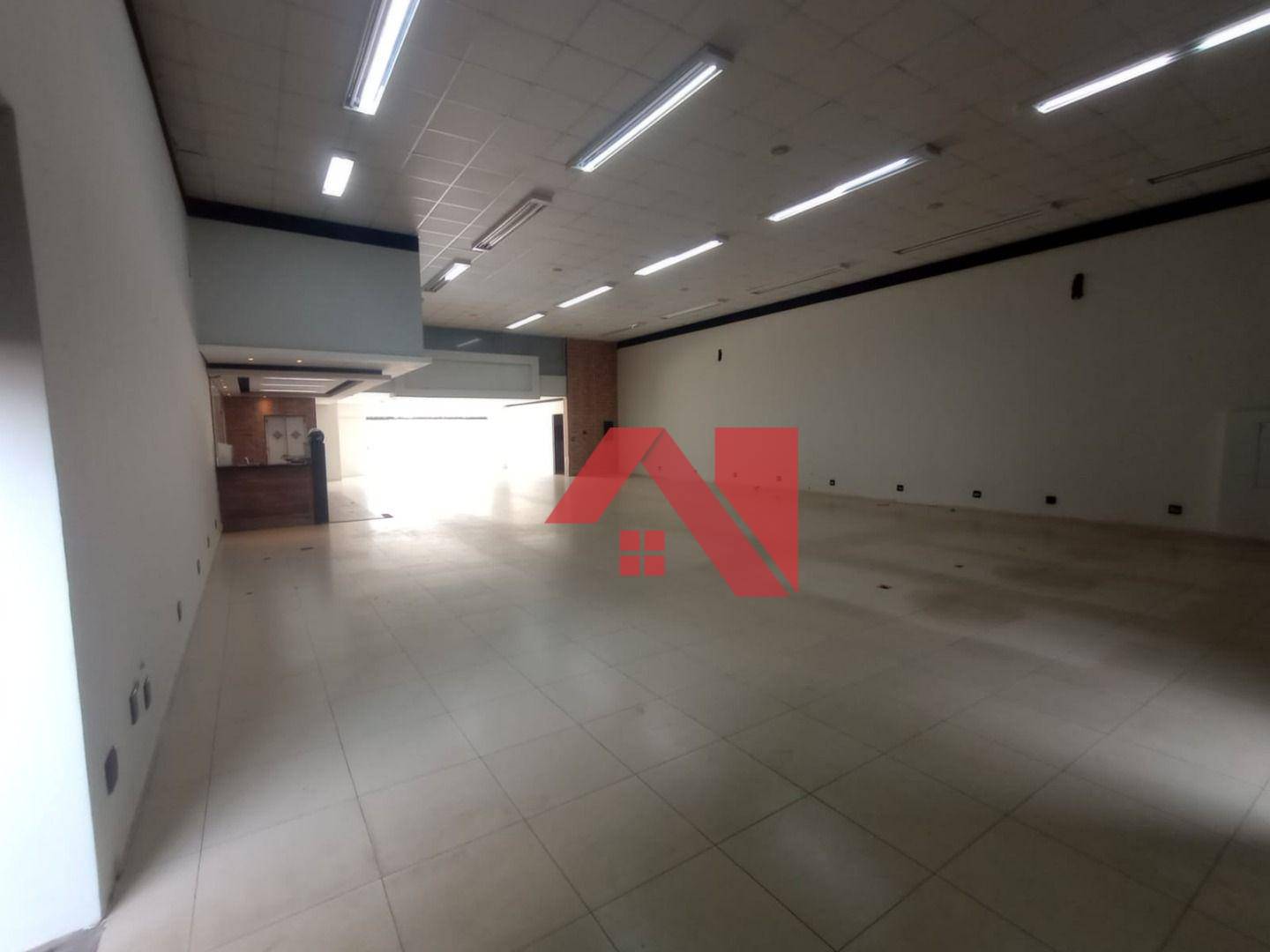 Loja-Salão para alugar, 300m² - Foto 19