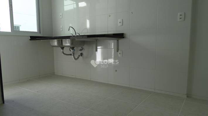 Apartamento à venda com 4 quartos, 192m² - Foto 19