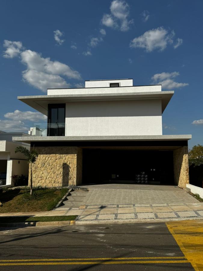 Casa de Condomínio à venda com 3 quartos, 286m² - Foto 1