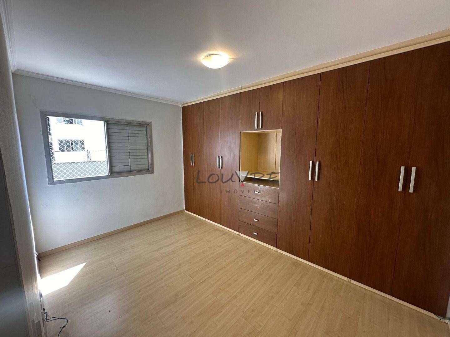 Apartamento para alugar com 3 quartos, 148m² - Foto 9