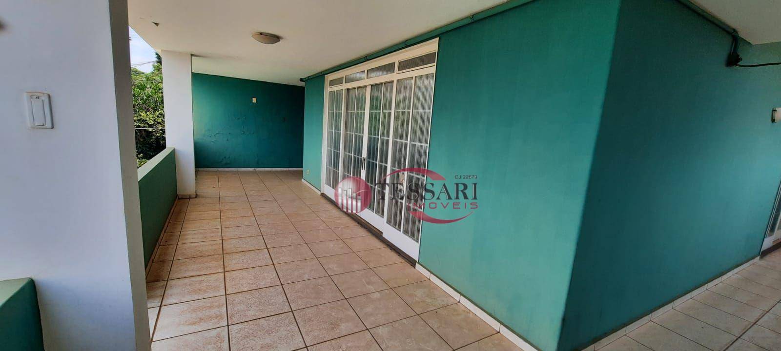 Casa à venda e aluguel com 4 quartos, 350m² - Foto 14