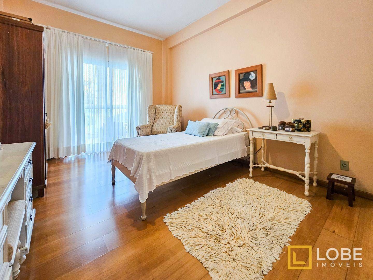 Apartamento à venda com 4 quartos, 221m² - Foto 14