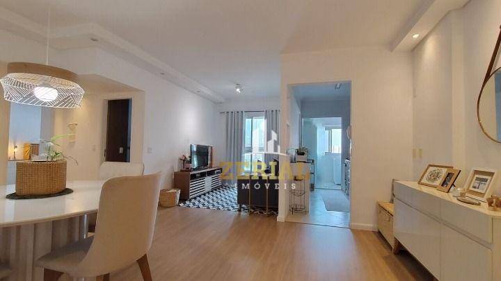 Apartamento à venda com 2 quartos, 75m² - Foto 5