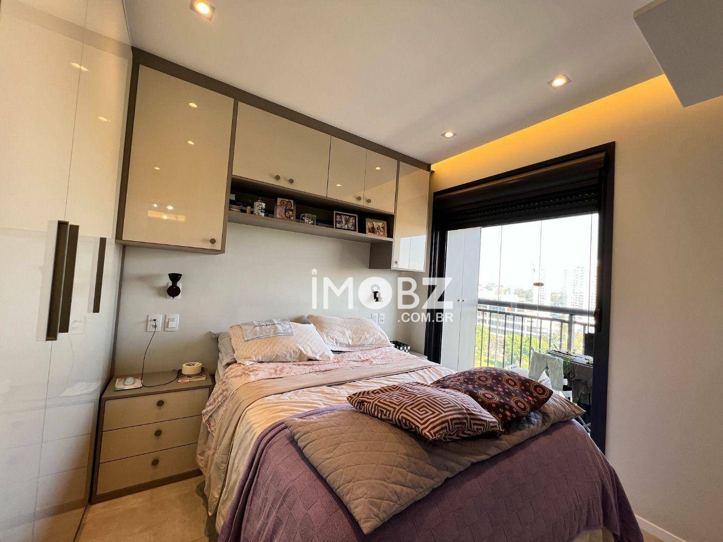 Apartamento à venda com 2 quartos, 62m² - Foto 11