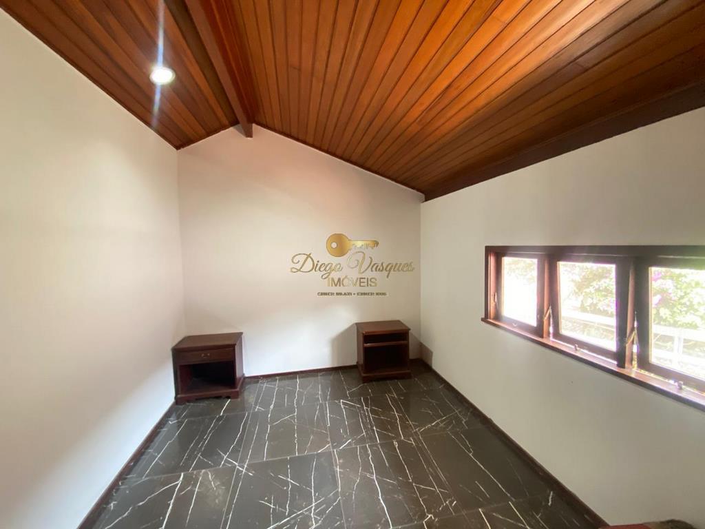 Casa de Condomínio à venda com 4 quartos, 300m² - Foto 19