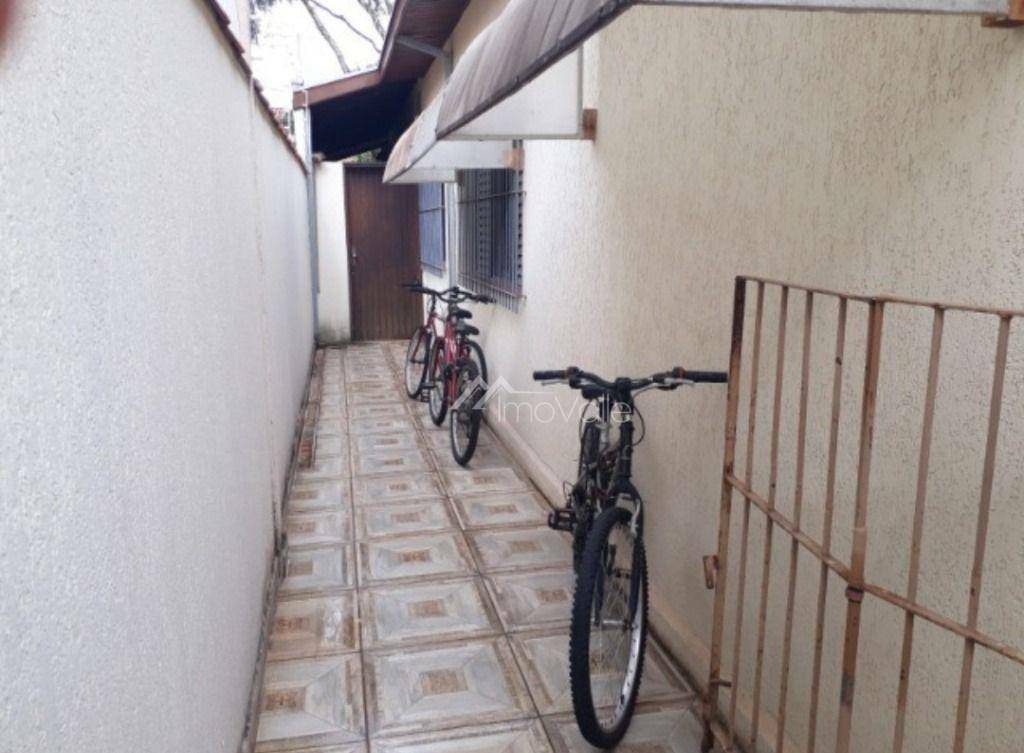 Casa à venda com 4 quartos, 350m² - Foto 18