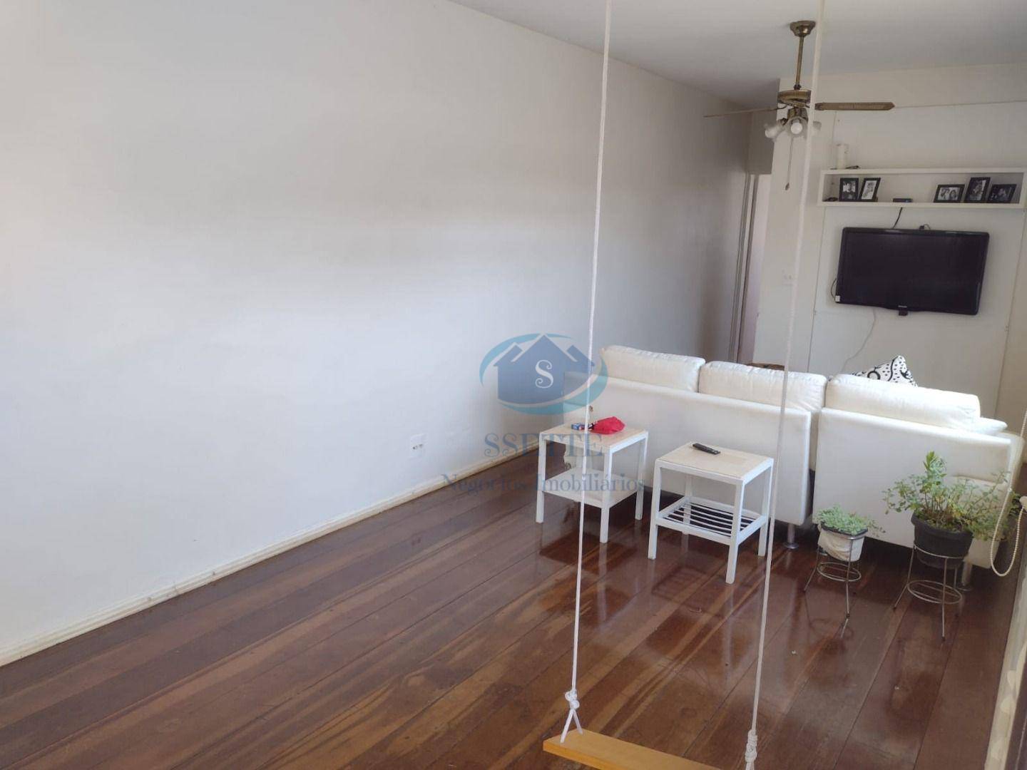 Sobrado à venda com 4 quartos, 200m² - Foto 2