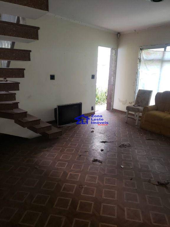 Sobrado à venda com 4 quartos, 320m² - Foto 4