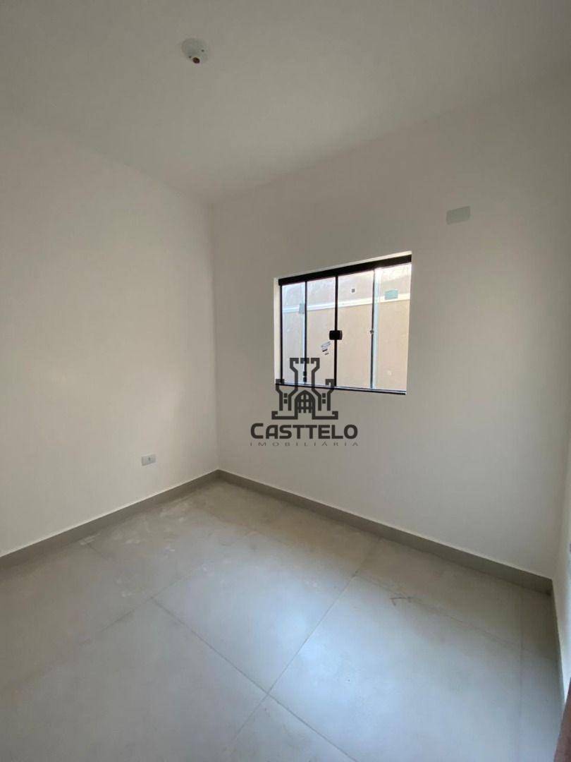 Casa à venda com 3 quartos, 81m² - Foto 8