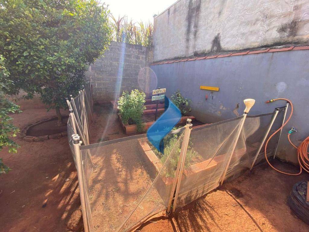 Chácara à venda com 3 quartos, 250m² - Foto 10