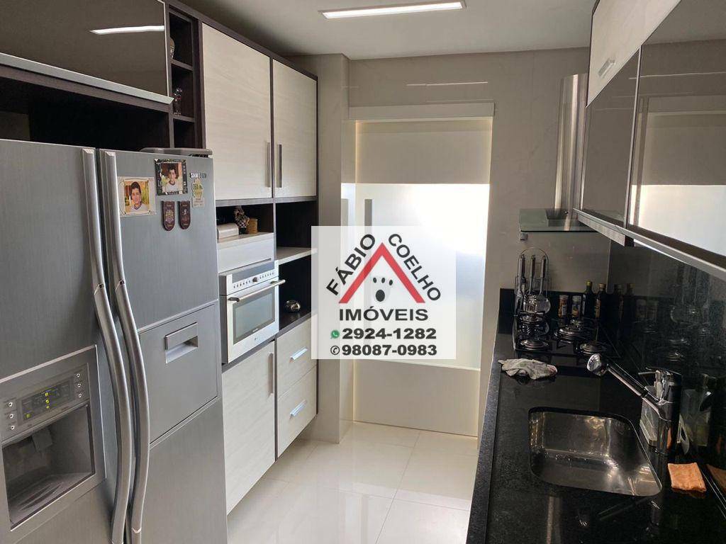 Apartamento à venda com 3 quartos, 121m² - Foto 18