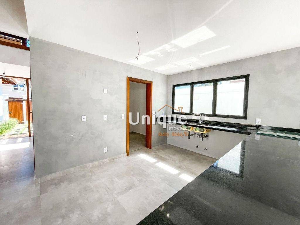 Casa à venda com 4 quartos, 299m² - Foto 10