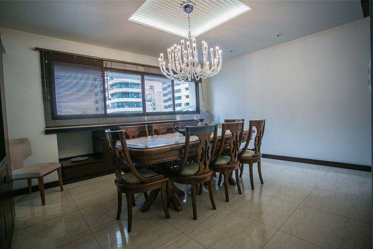 Apartamento à venda com 4 quartos, 290m² - Foto 2