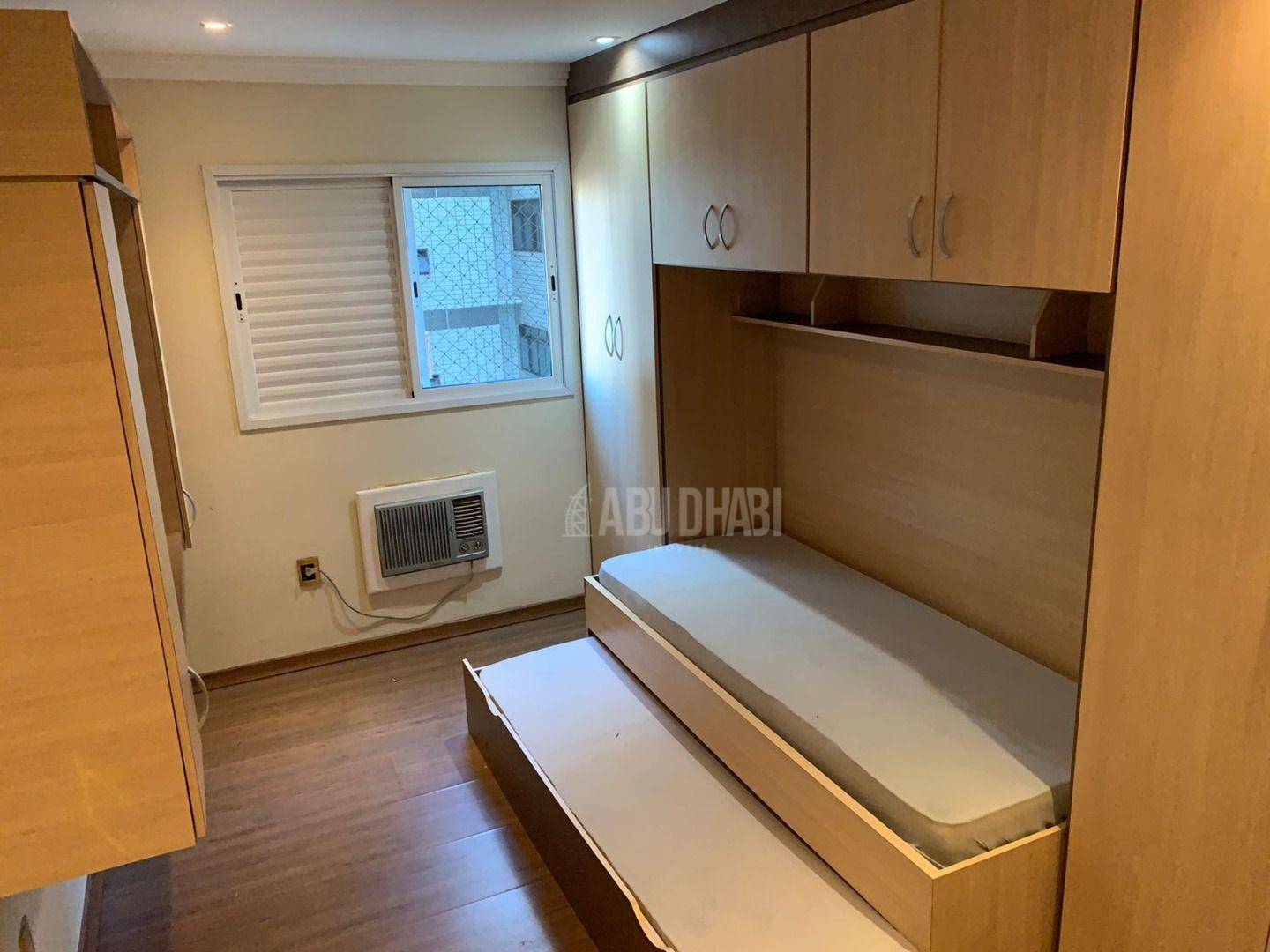 Apartamento à venda com 3 quartos, 230m² - Foto 19