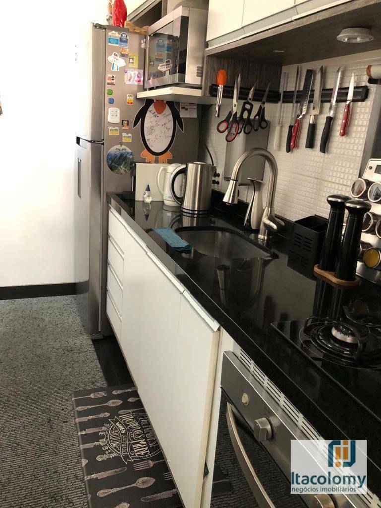 Apartamento à venda com 3 quartos, 72m² - Foto 4