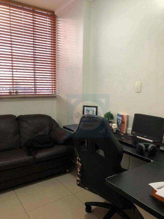 Apartamento à venda com 4 quartos, 150m² - Foto 6