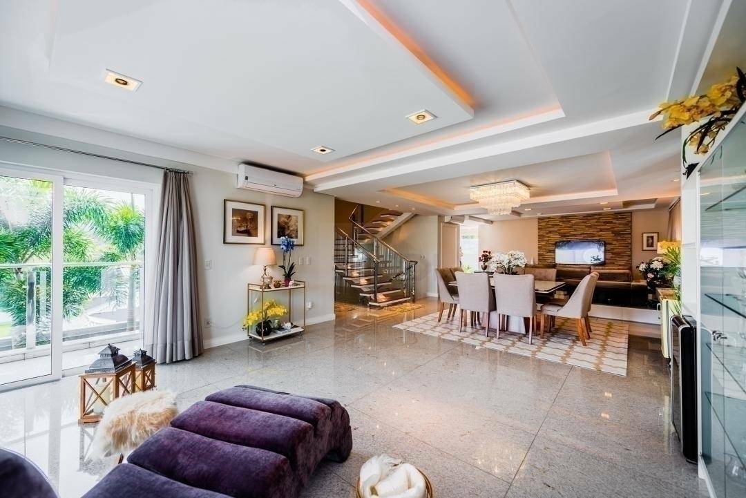 Casa de Condomínio à venda com 4 quartos, 470m² - Foto 21