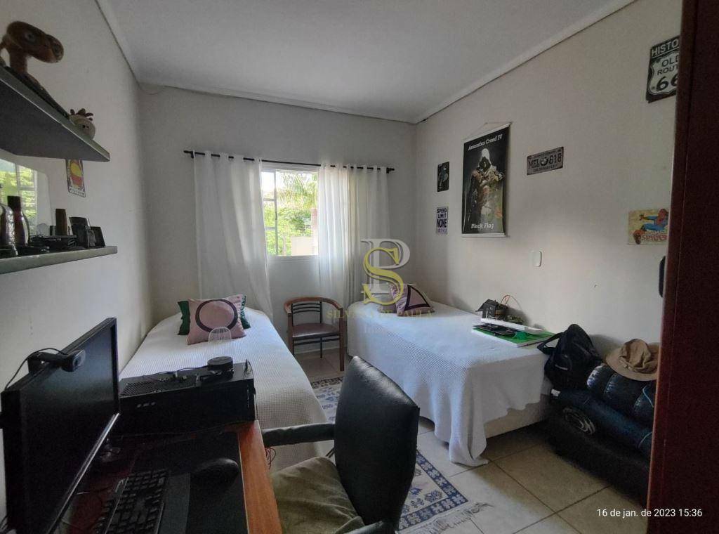 Casa à venda com 3 quartos, 260m² - Foto 23