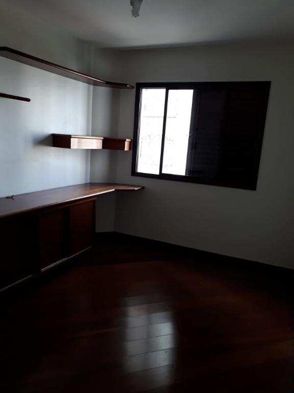 Apartamento à venda com 3 quartos, 95m² - Foto 7