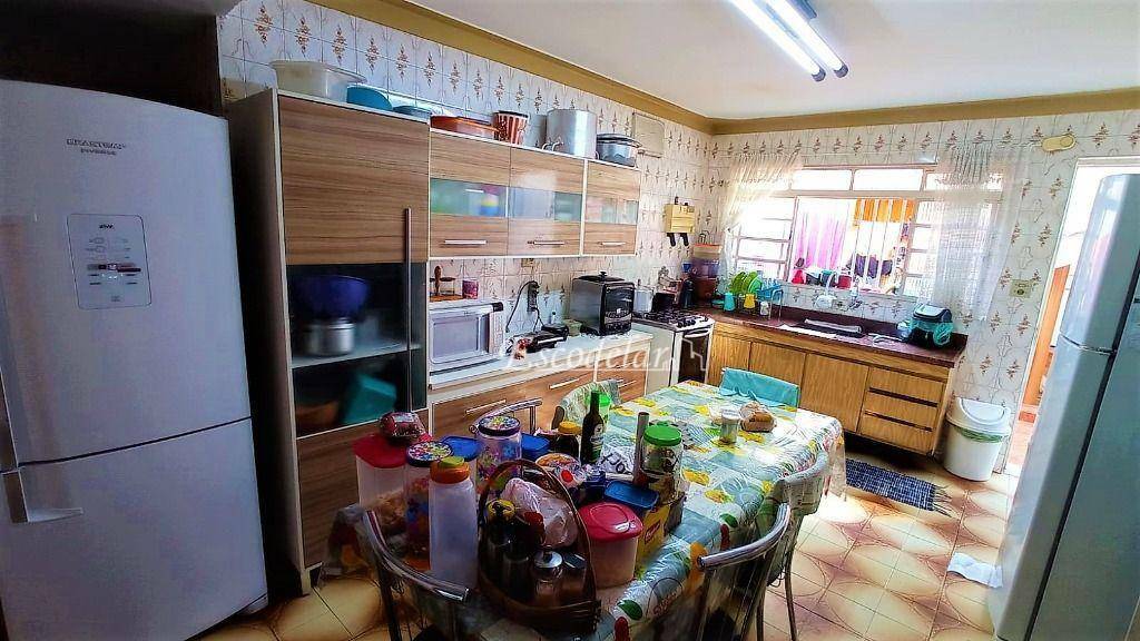 Sobrado à venda com 3 quartos, 190m² - Foto 15