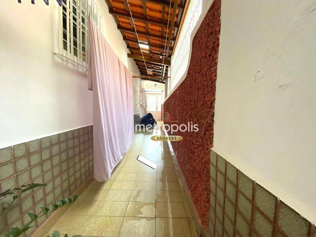 Casa à venda com 3 quartos, 201m² - Foto 20