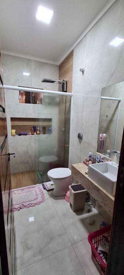 Casa à venda com 3 quartos, 210m² - Foto 15