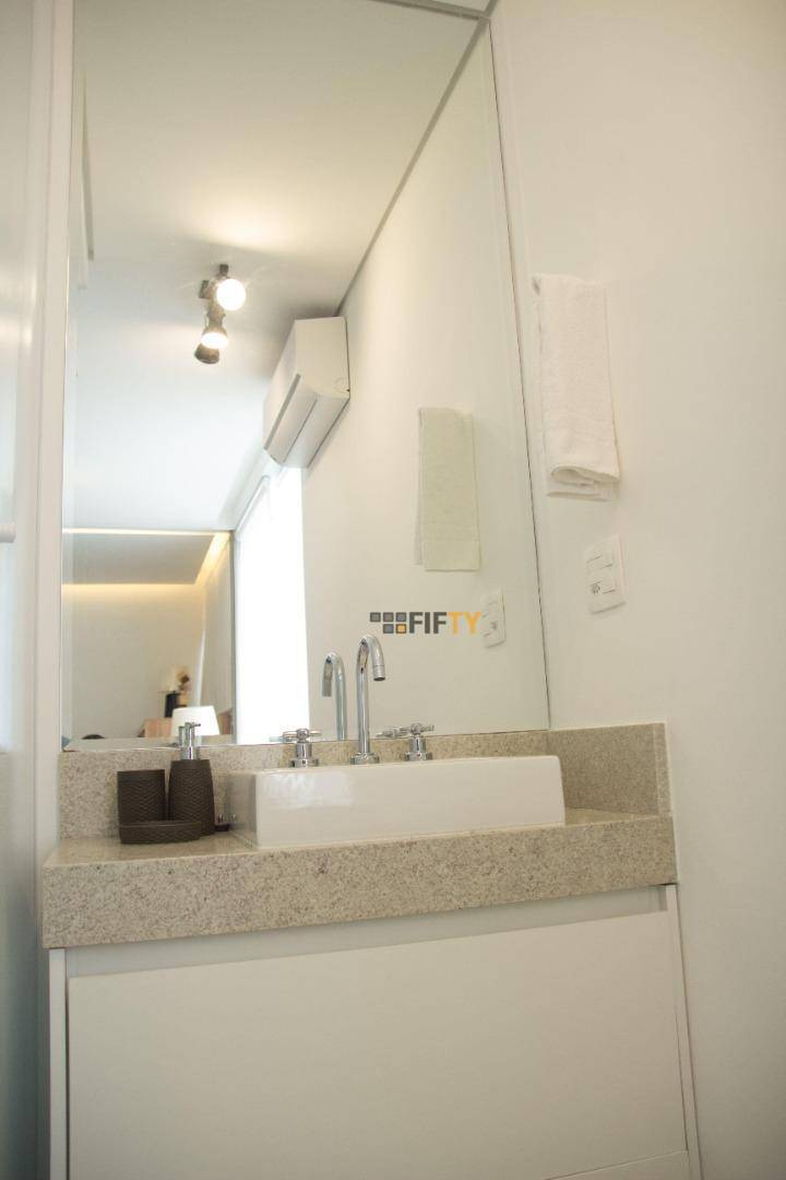 Apartamento para alugar com 1 quarto, 38m² - Foto 11