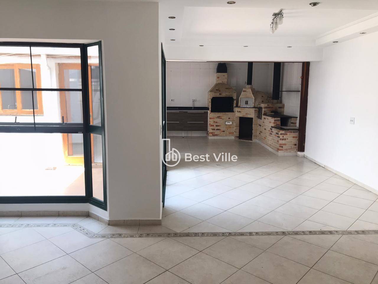 Casa de Condomínio para alugar com 3 quartos, 200m² - Foto 4