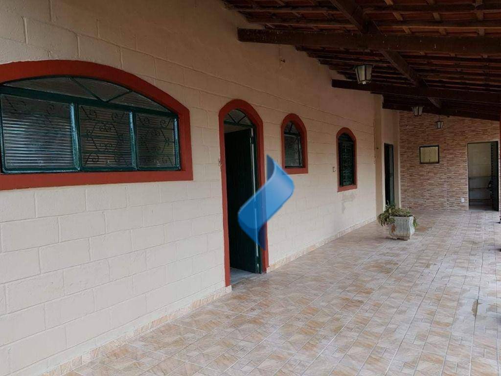 Chácara à venda com 3 quartos, 200m² - Foto 7