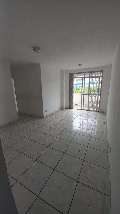 Apartamento à venda com 3 quartos, 90m² - Foto 1