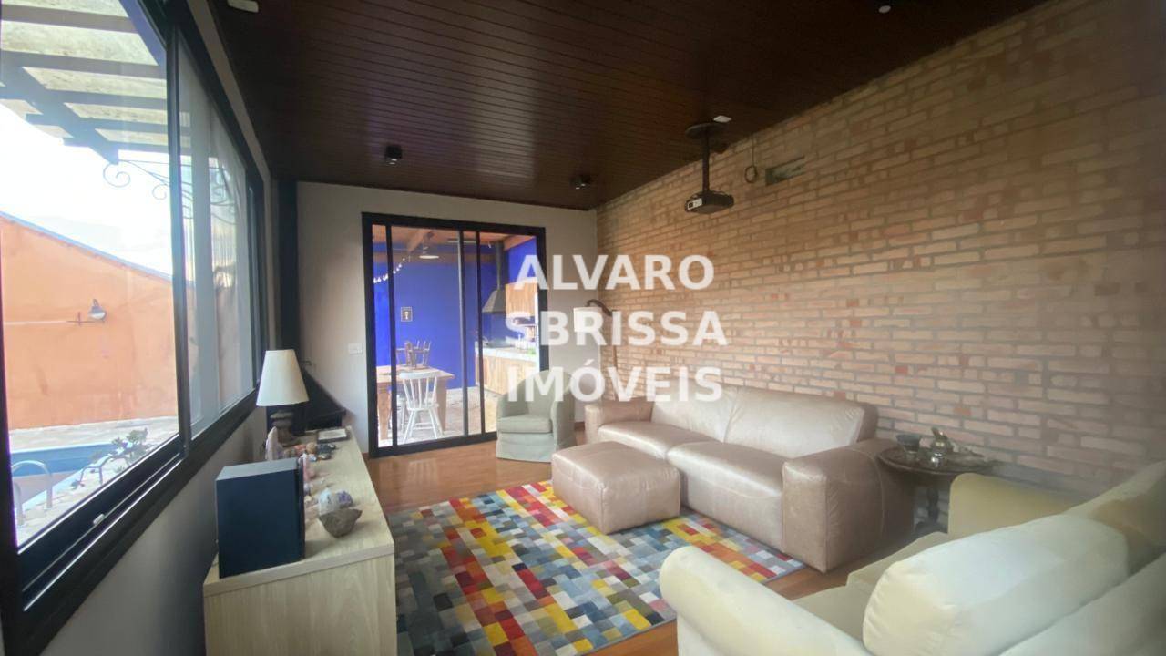 Chácara à venda com 4 quartos, 350m² - Foto 27