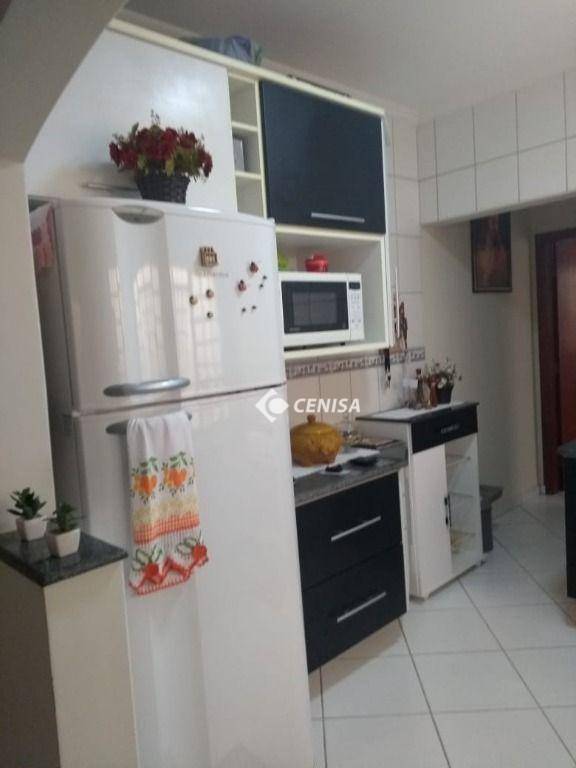 Casa à venda com 3 quartos, 170m² - Foto 8