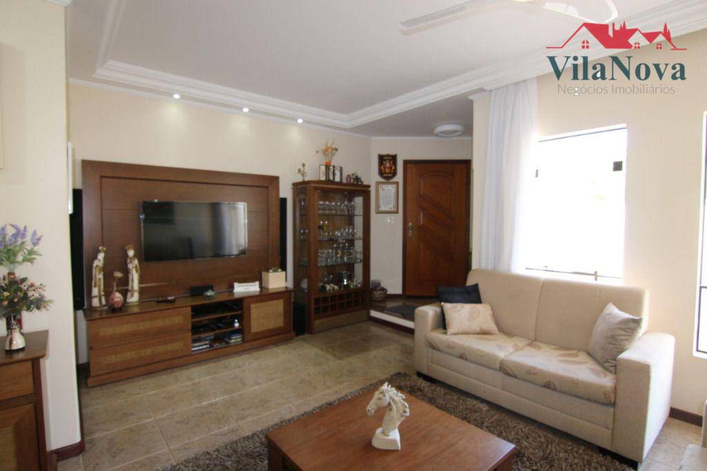 Casa à venda com 4 quartos, 229m² - Foto 24