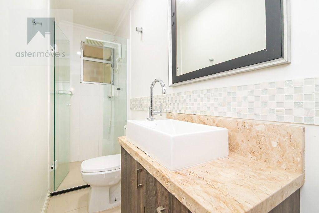 Casa para alugar com 4 quartos, 285m² - Foto 55